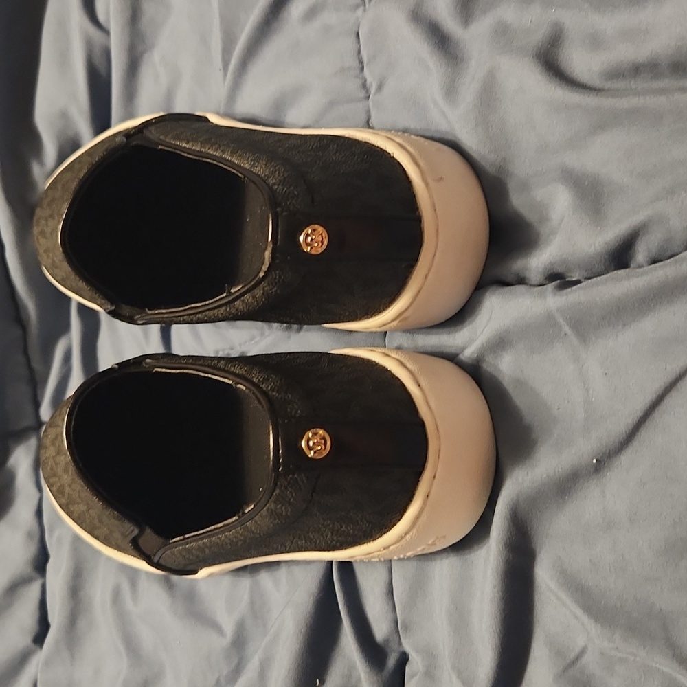 Michael kors sneakers 👟 - Picture 3 of 4